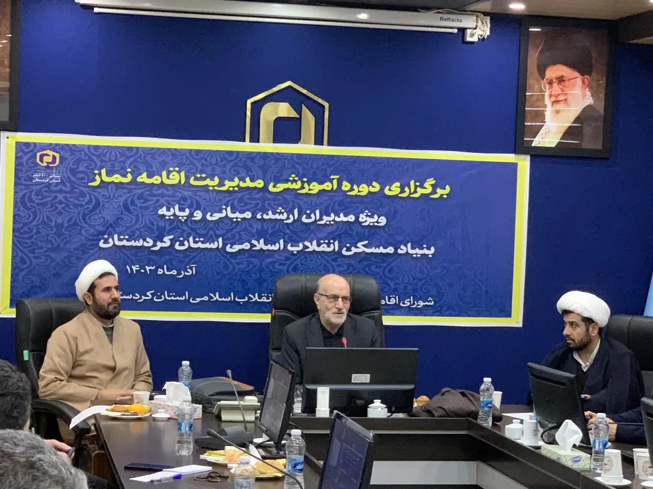 مدیر ستاد اقامه نماز استان از دوره های آموزشی نمازی بازدید کرد