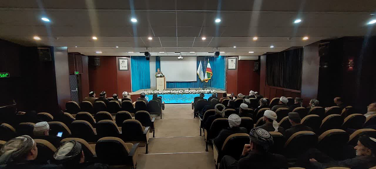 دوره آموزشی ویژه امامان جماعت دستگاههای اجرایی استان برگزار شد