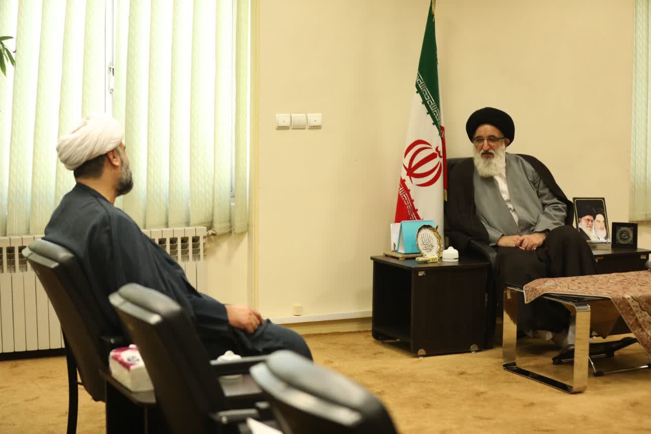 دیدار مدیر ستاد اقامه نماز با نماینده ولی فقیه استان البرز برگزار شد