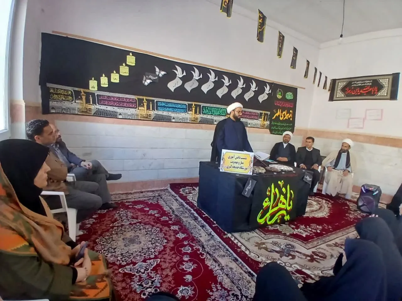 نشست دانش آموزی نماز و مهدویت در آموزشگاه خدیجه کبری(س) شهرستان الیگودرز