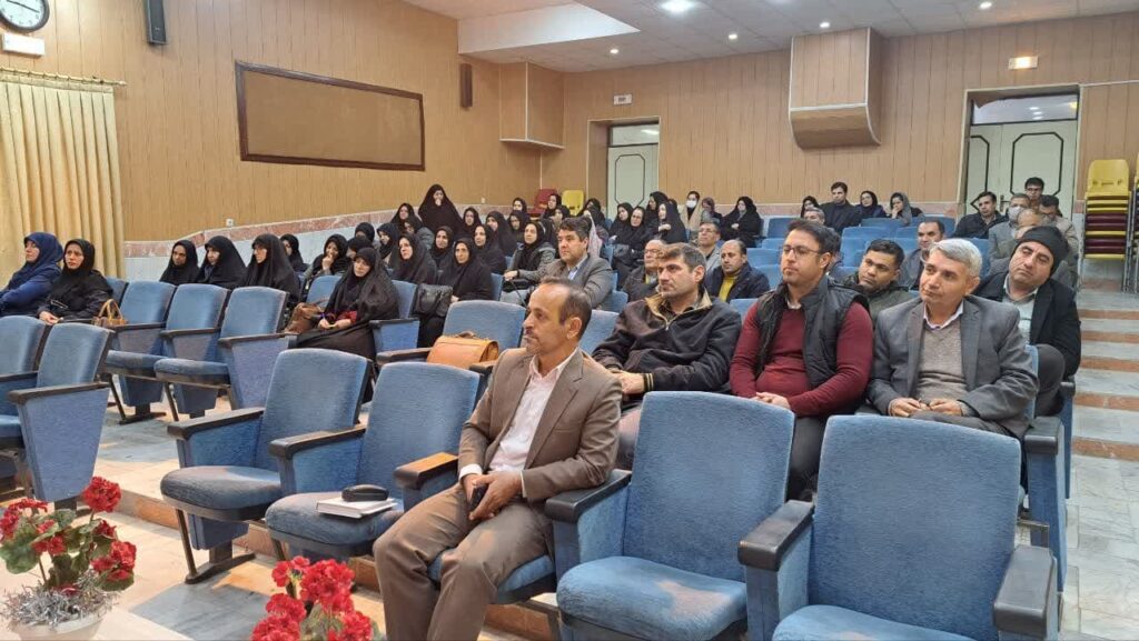اجرای بیش از ۴۰ نشست فرهنگی آموزشی در طرح سفیران نور ستاد اقامه نماز خراسان شمالی، ویژه پیش اجلاس سراسری نماز
