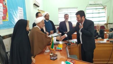 تجلیل از فعالان فرهنگی نماز گناوه