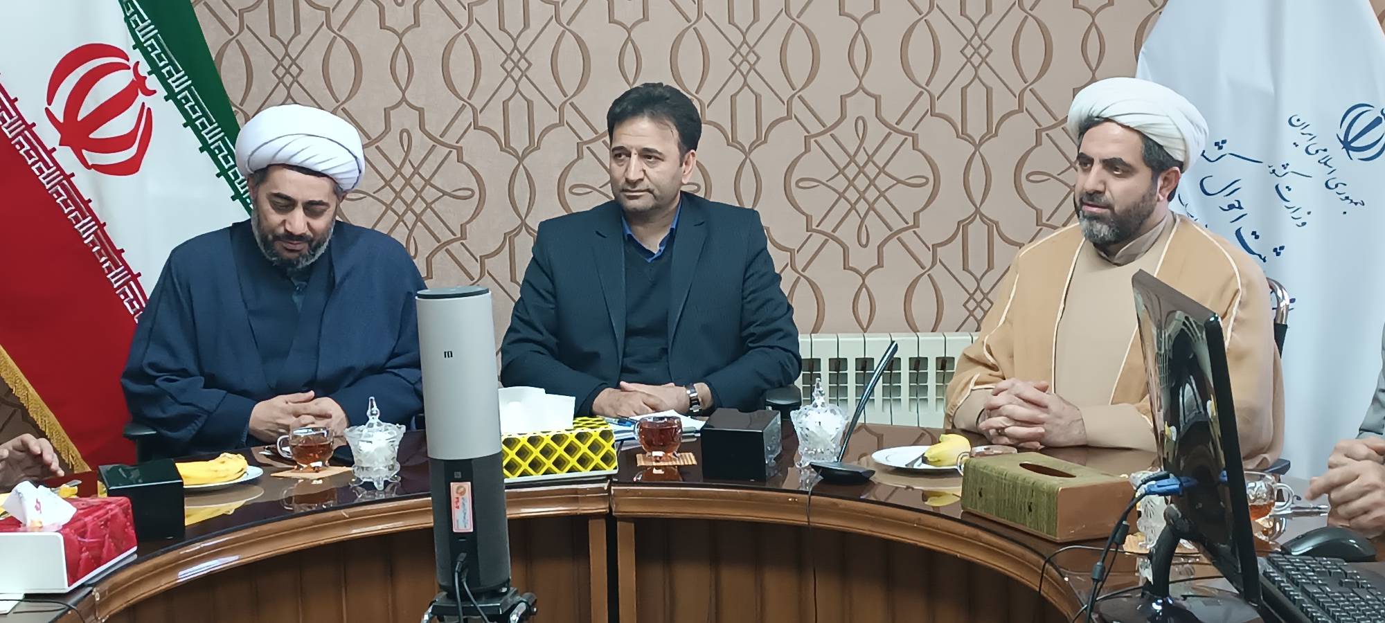 جلسه شورای اقامه نماز سازمان ثبت احوال تبریز