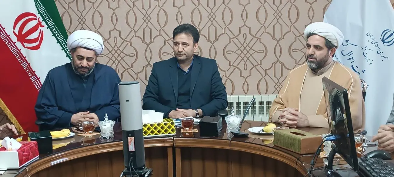 جلسه شورای اقامه نماز سازمان ثبت احوال تبریز