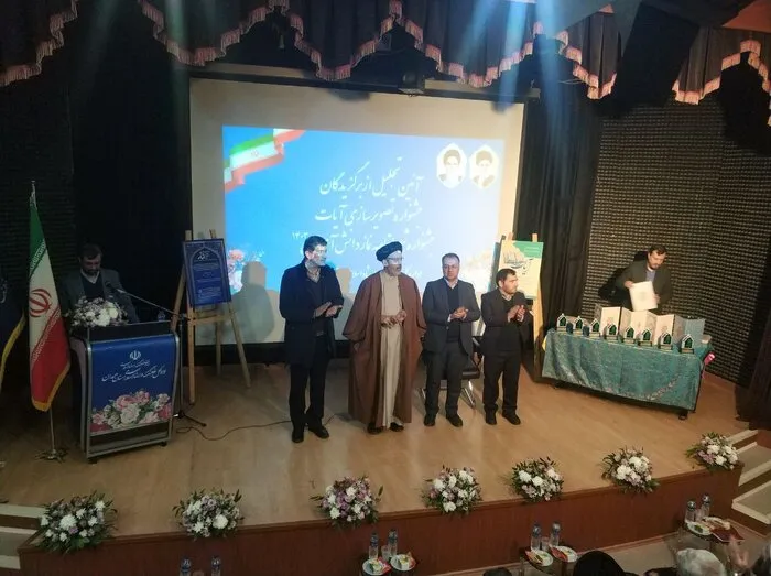 ۲۶ اثر در جشنواره شعر نماز دانش آموزی و تصویرسازی آیات قران برگزیده شدند