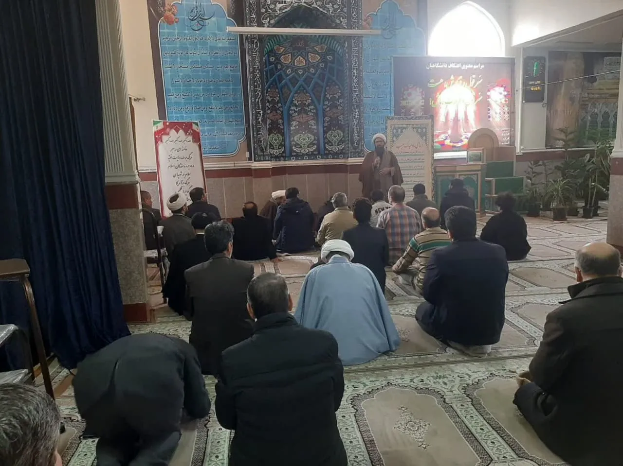 مدیر ستاد اقامه نماز استان مرکزی با حجت الاسلام و المسلمین افشار دیدار کرد