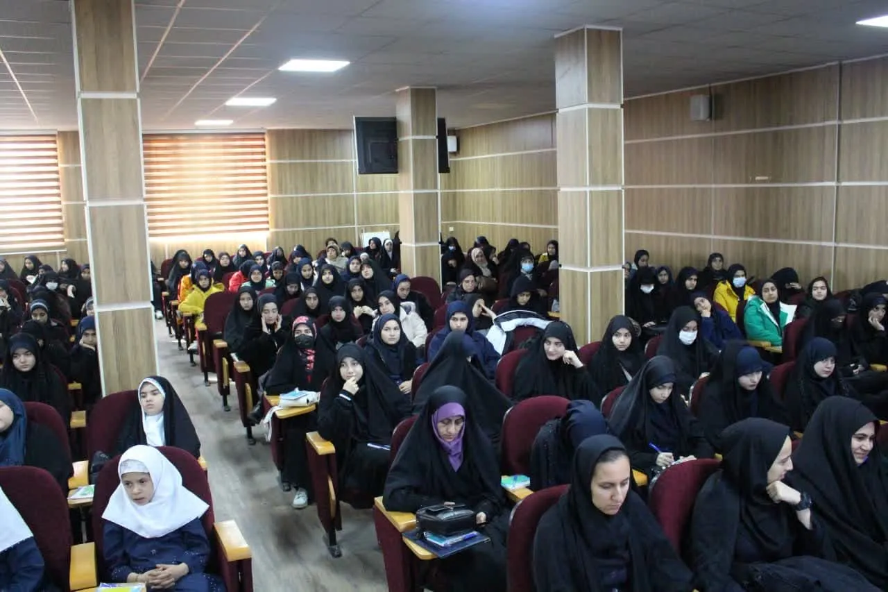 دوره آموزشی یاوران نماز دانشآموزی در قزوین برگزار شد