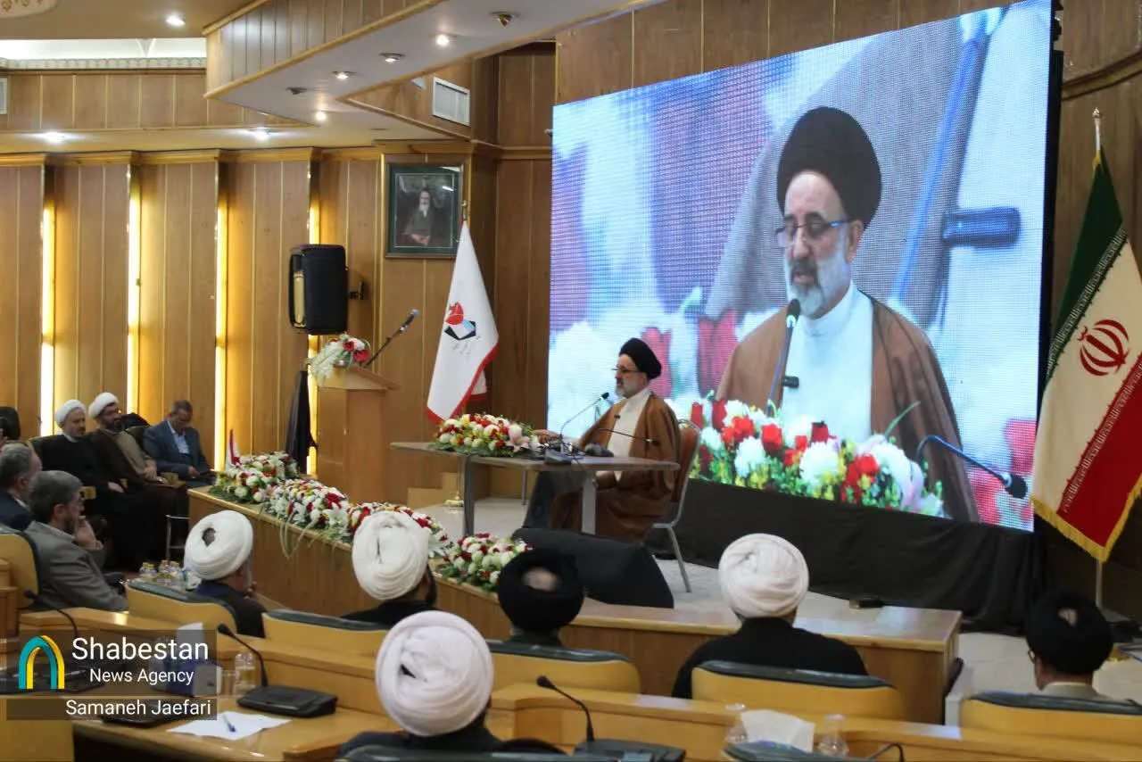 مسجد؛ پایگاهی برای تحول زندگی معنوی و اجتماعی