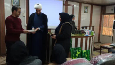 مراسم تجلیل از رابطین، خادمین و فعالان فرهنگی و اقامه نماز شاغل در اداره بهزیستی شهرستان الیگودرز