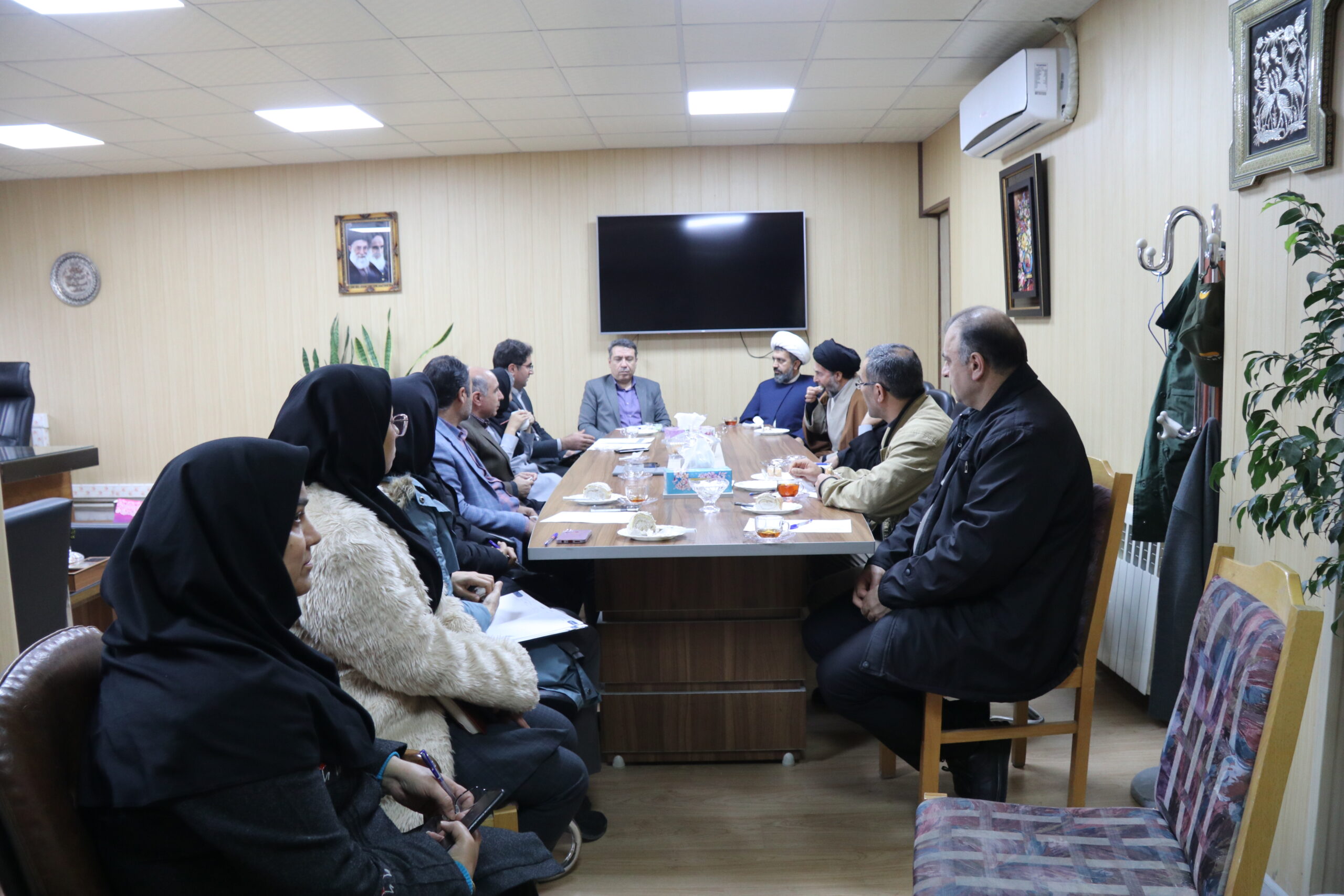 جلسه شورای اقامه نماز اداره کل حفاظت محیط زیست استان زنجان برگزار شد