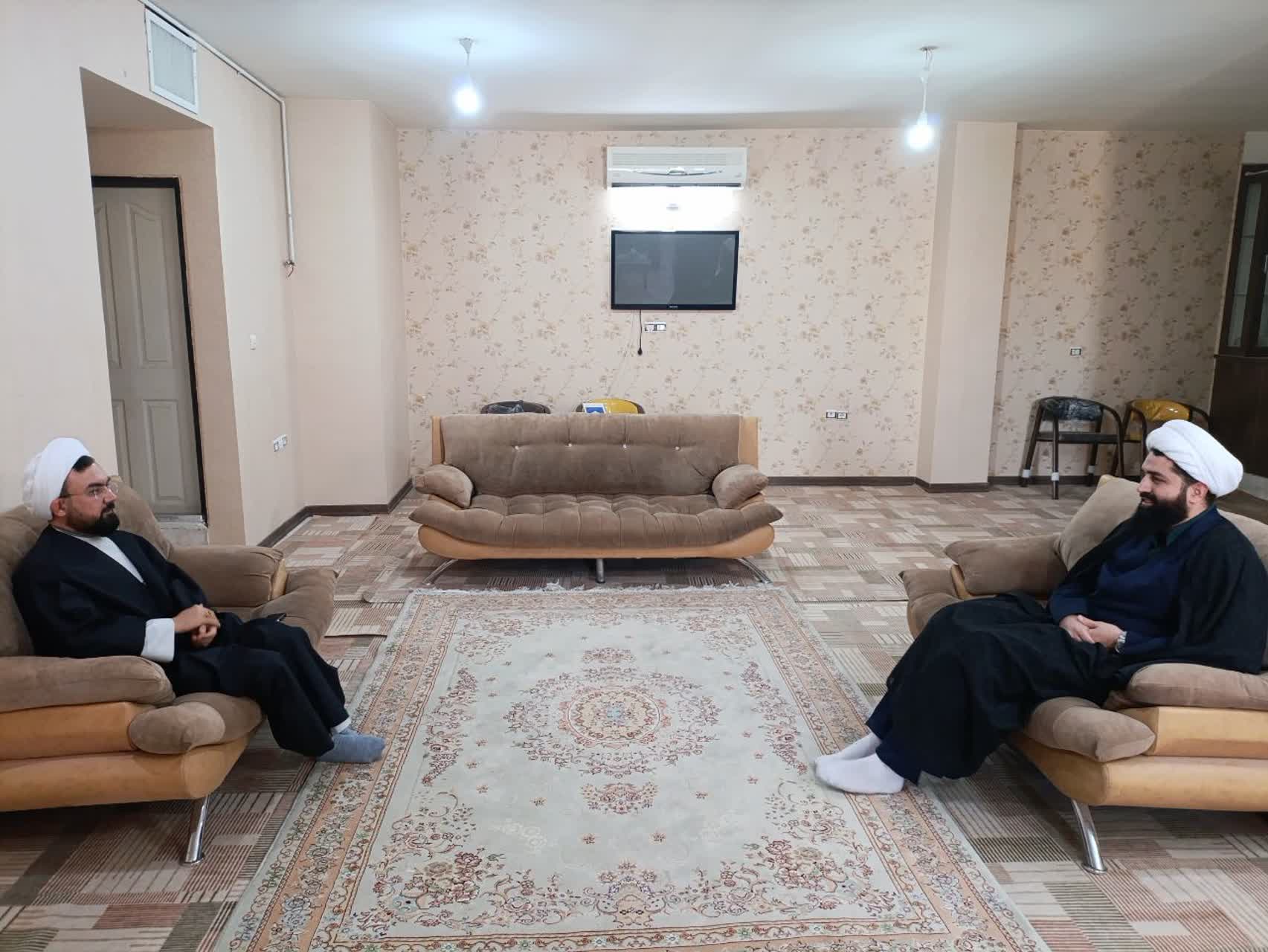 دیدار مدیر ستاد اقامه نماز با مسئول رسیدگی به امور مساجد استان سمنان