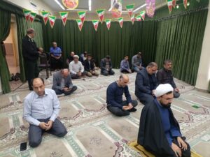 حضور مدیر ستاد اقامه نماز در اداره کل منابع طبیعی و آبخیزداری استان سمنان