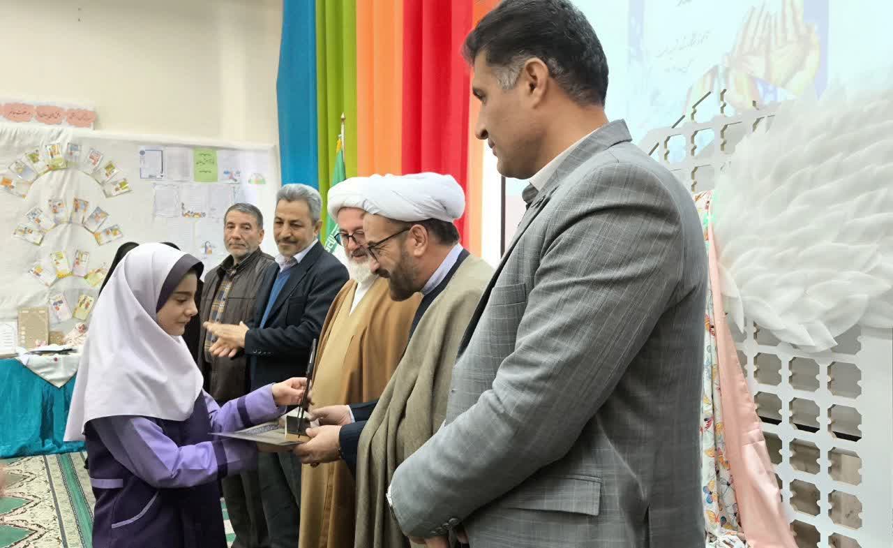 اجلاسیه شهرستانی نماز دانشآموزان در شهرستان شاهرود برگزار شد