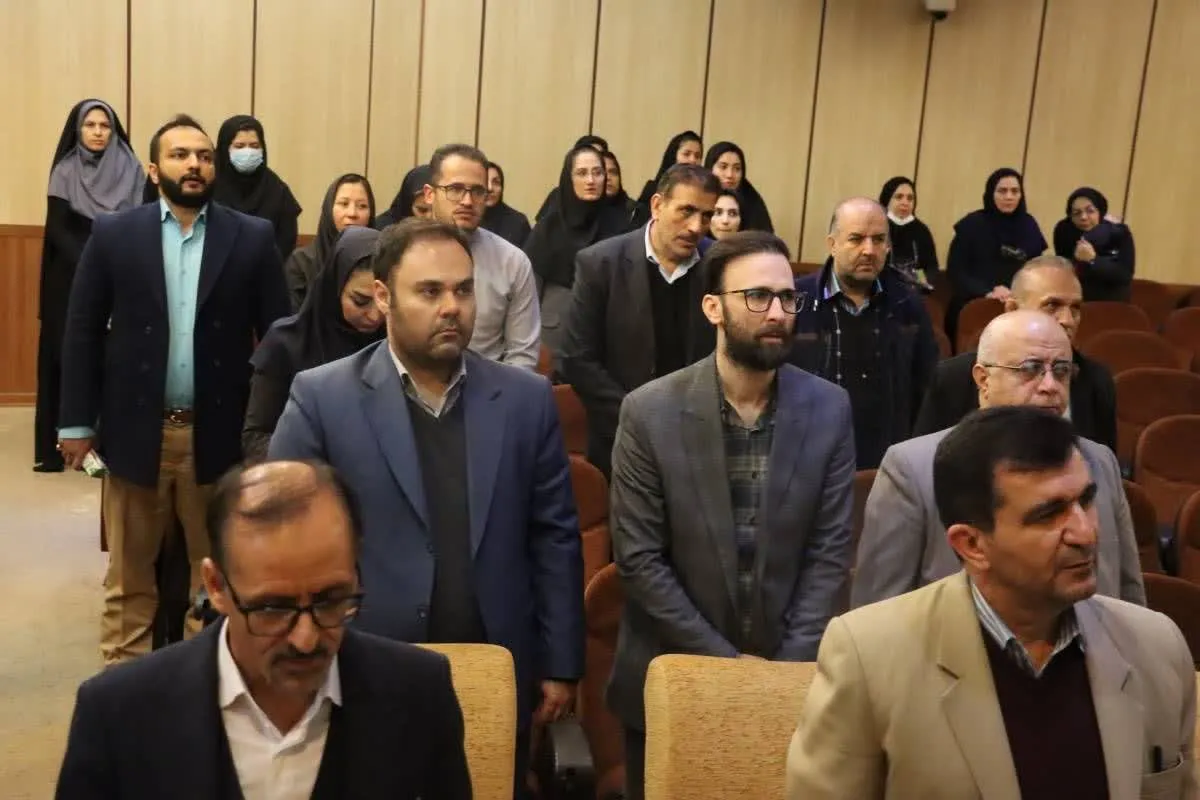  مدیر ستاد اقامه نماز استان البرز با مدیرکل امور مالیاتی دیدار کرد