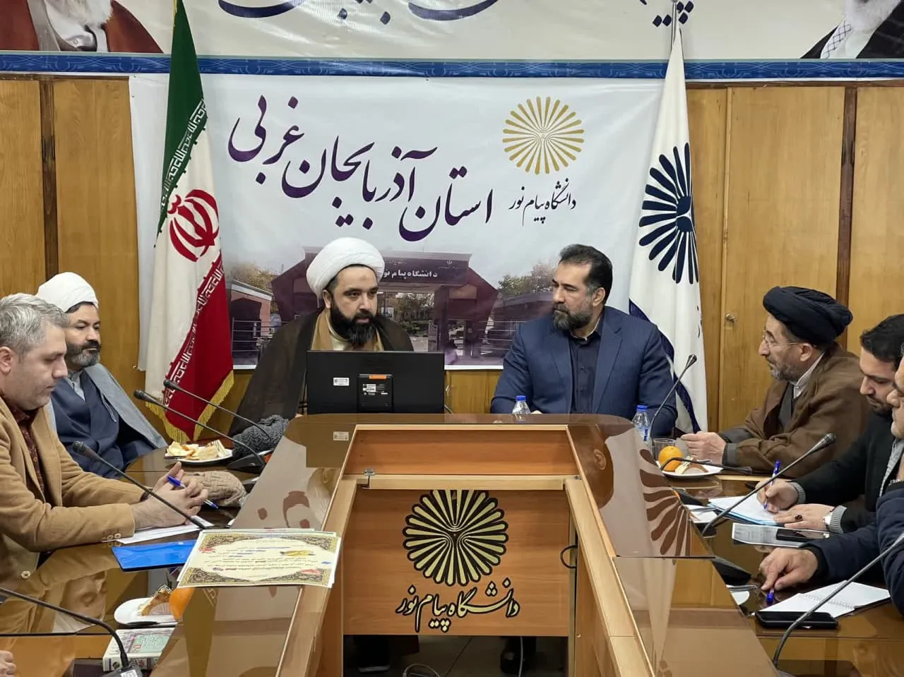 جلسه شورای اقامه نماز دانشگاه پیام نور استان آذربایجان غربی برگزار شد