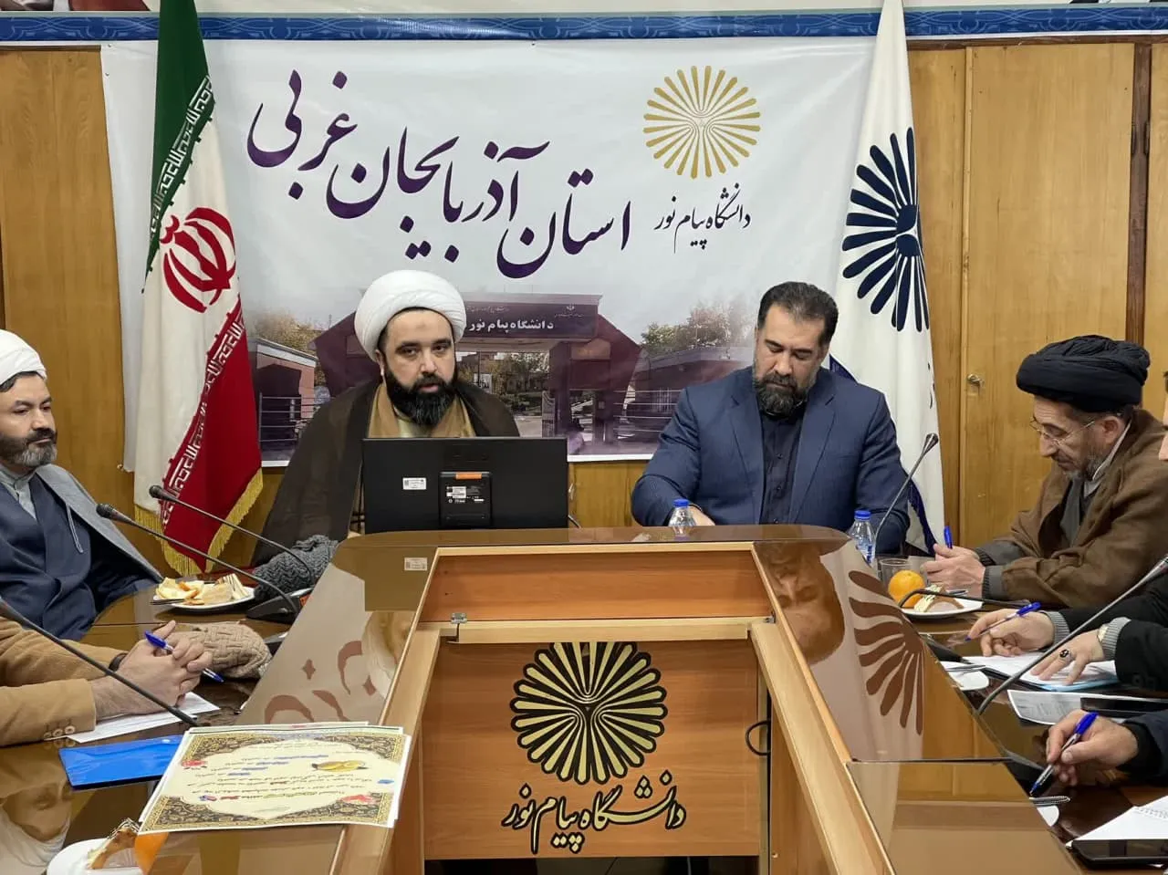 جلسه شورای اقامه نماز دانشگاه پیام نور استان آذربایجان غربی برگزار شد