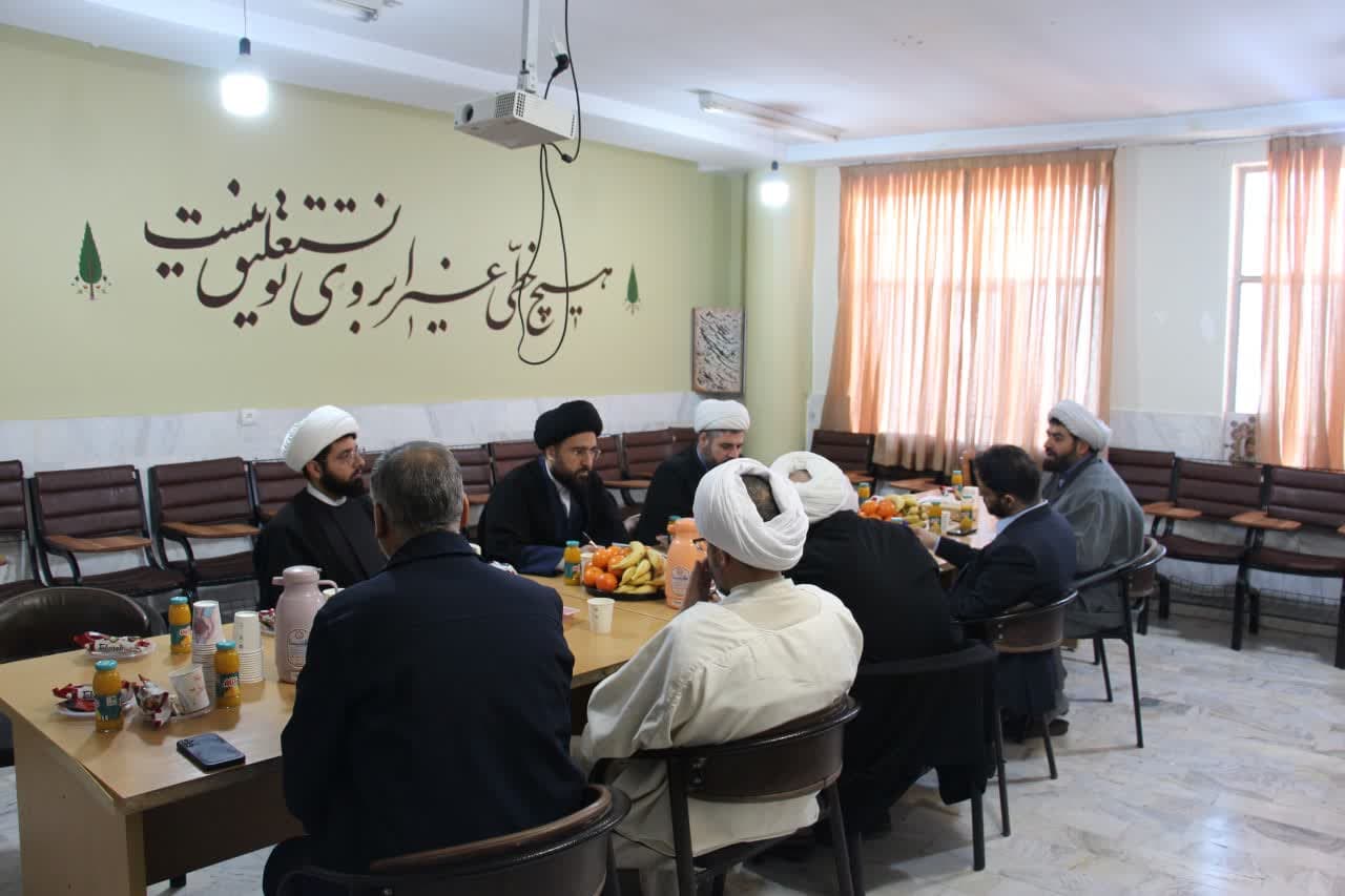 سومین جلسه شورای دبیران ستاد اقامه نماز شهرستانهای استان تهران برگزار شد