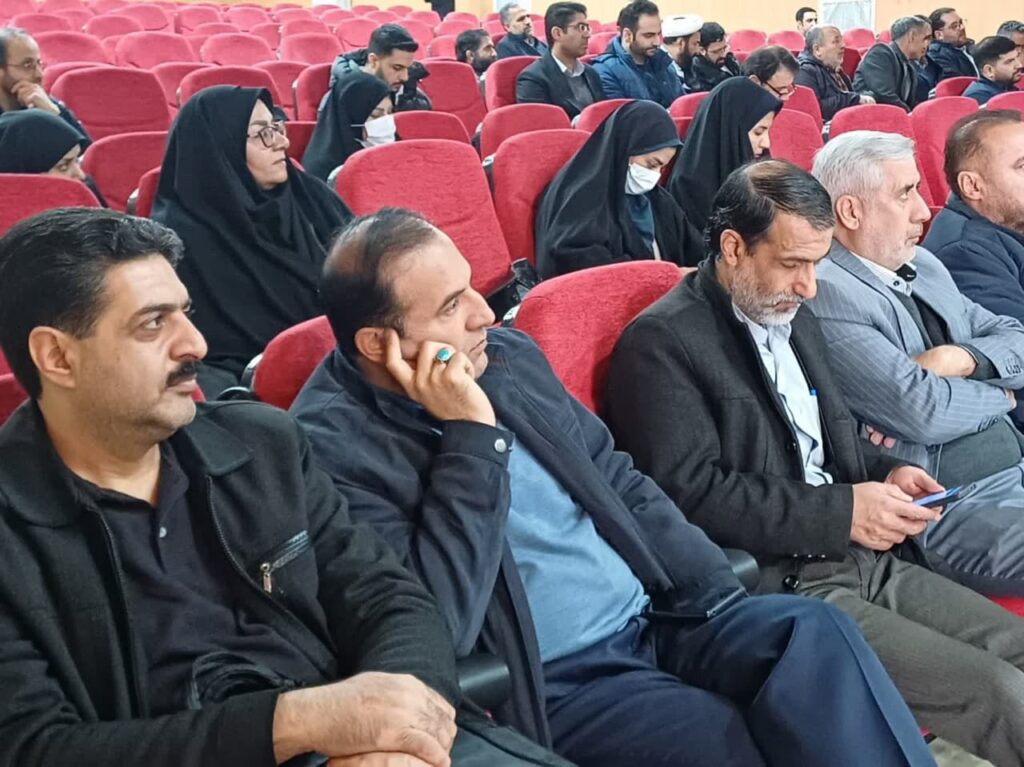گردهمایی یاوران نماز دستگاه های اجرایی و مردمی چهارمحال‌وبختیاری برگزار شد