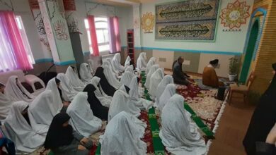 جلسه گفتمان نماز، مدرسه و خانواده در مدرسه سمیه علی آبادکتول برگزار شد