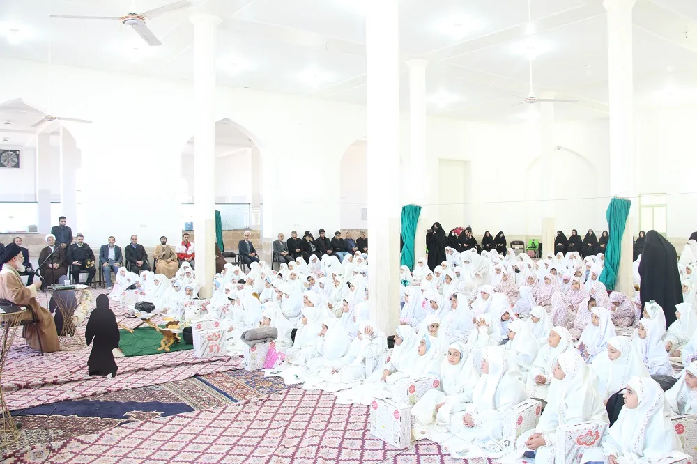 جشن تکلیف نومکلفین جعفرآباد با حضور رئیس جامعه مدرسین حوزه علمیه قم