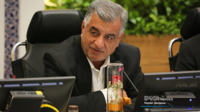 طرح فانوس های نورانی برای ۵۰ بوستان شهر اصفهان