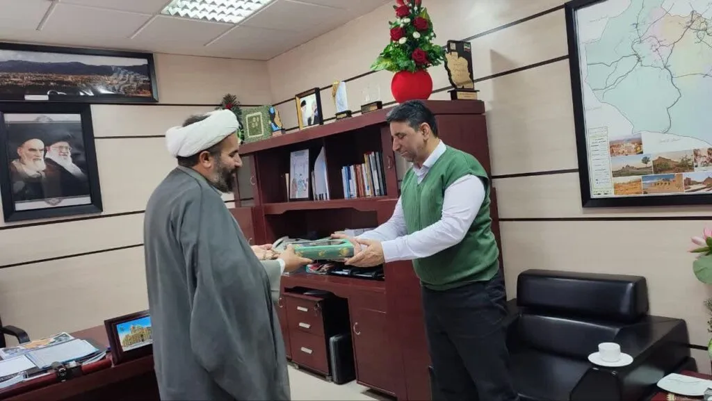 دیدار مدیر ستاد اقامه نماز استان با مدیرکل دفتر استاندار خراسان جنوبی
