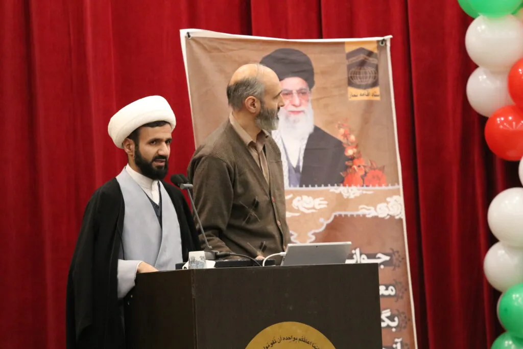 دوره فرهنگی و آموزشی یاوران نماز زنجان برگزار شد
