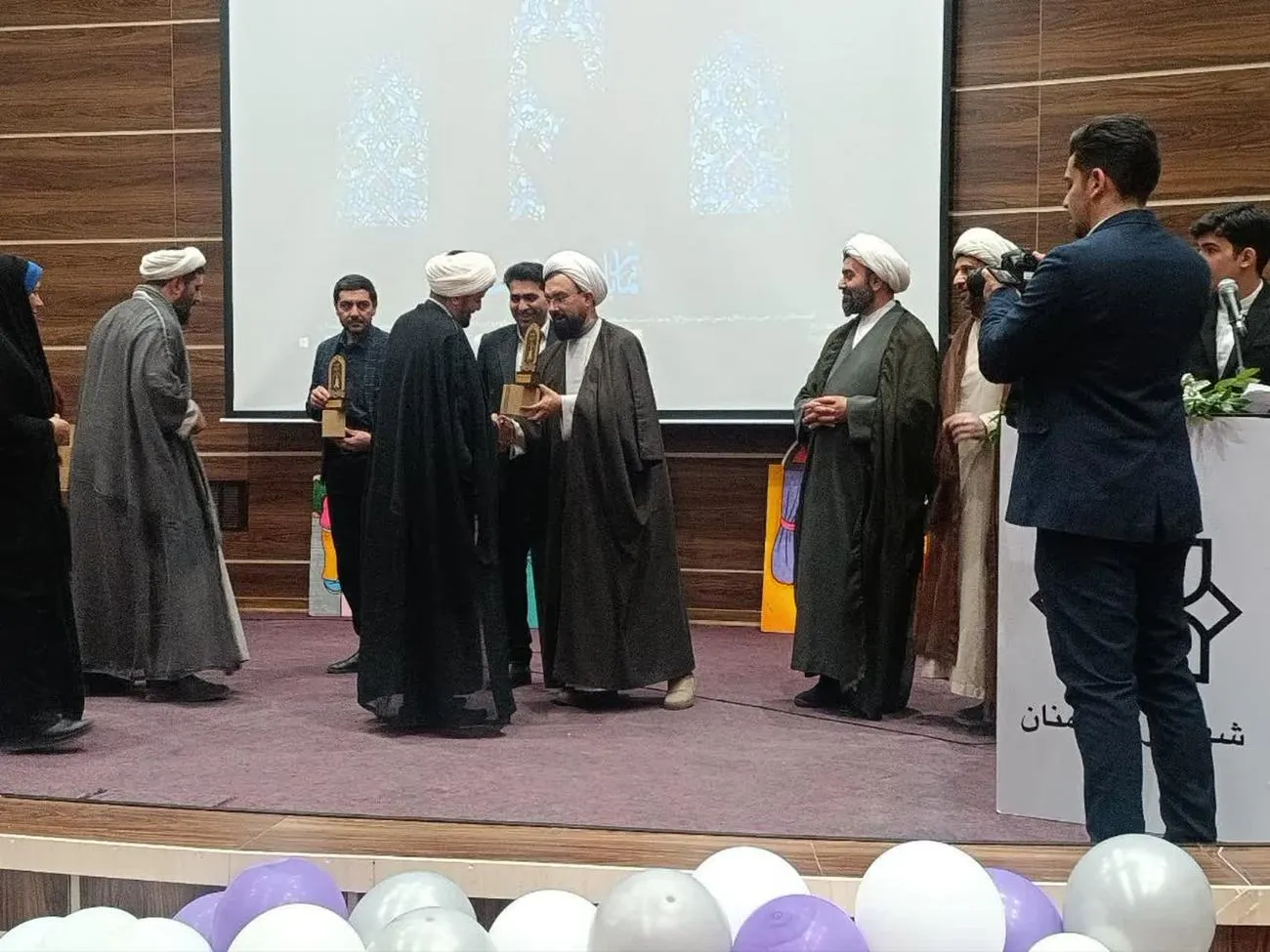 جلاسیه نماز دانش آموزان شهرستان سمنان برگزار شد