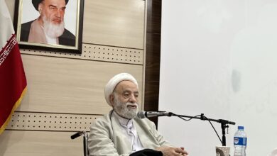  آموزش و جذب کودکان و نوجوانان برای انس با قرآن، نماز و احکام الهی بسیار مهم است