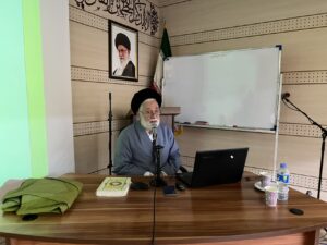 فرهنگ سازی نماز صبر و شکیبایی می طلبد/ بازار و مراکز خرید یکی از فضاهای توسعه فرهنگ اقامه نماز است