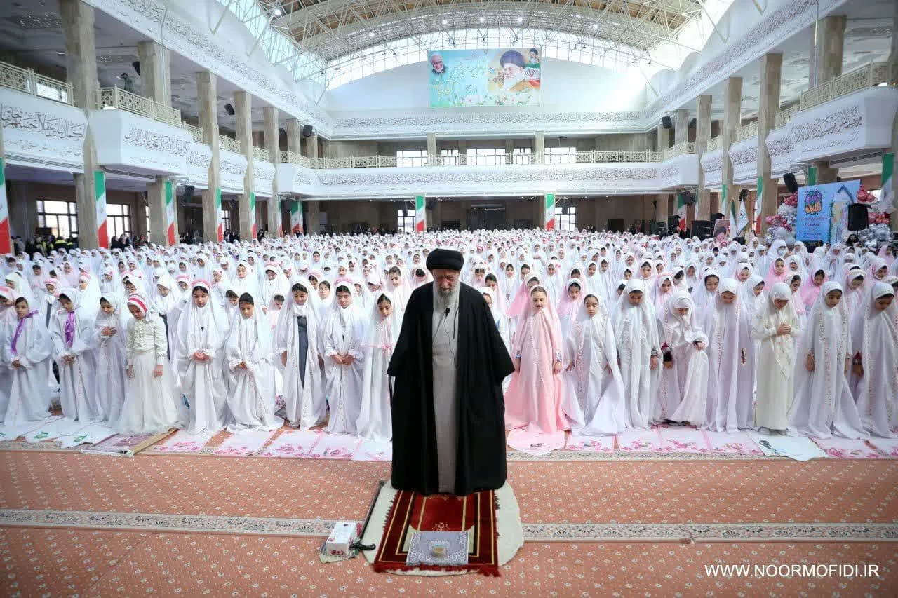 جشن عبادت ۲۰ هزار دانشآموز گلستانی برگزار شد
