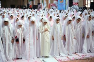 جشن عبادت ۲۰ هزار دانش‌آموز گلستانی برگزار شد