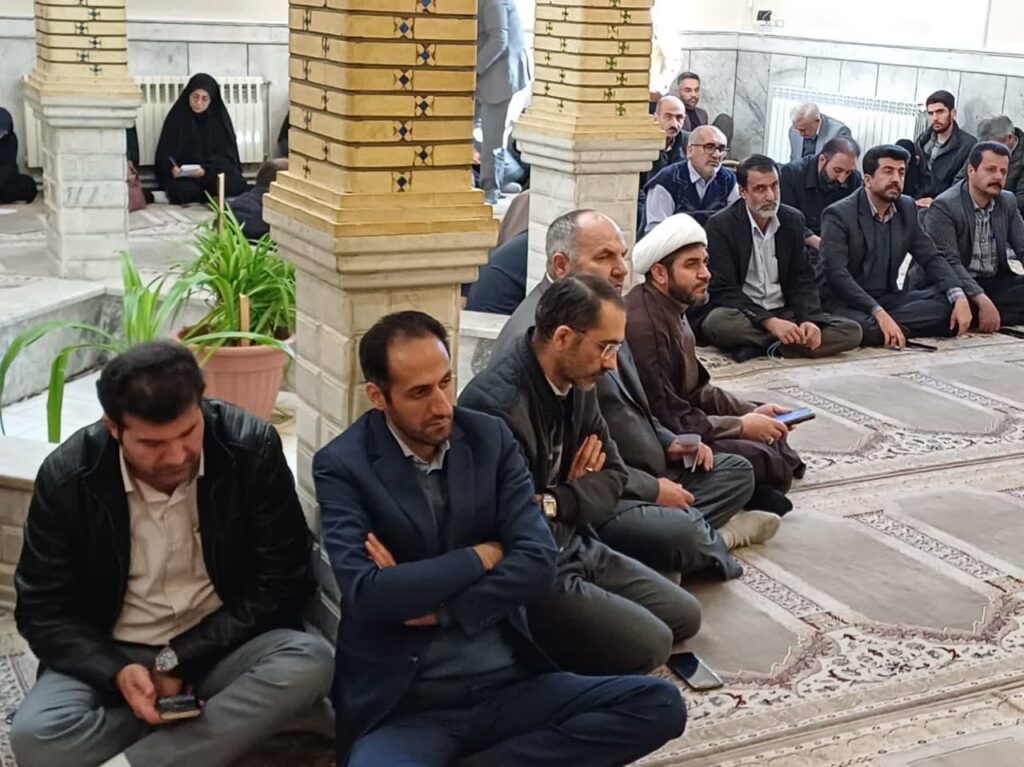 نشست تبیینی و توجیهی دبیران اقامه نماز ادارات چهارمحال‌وبختیاری برگزار شد