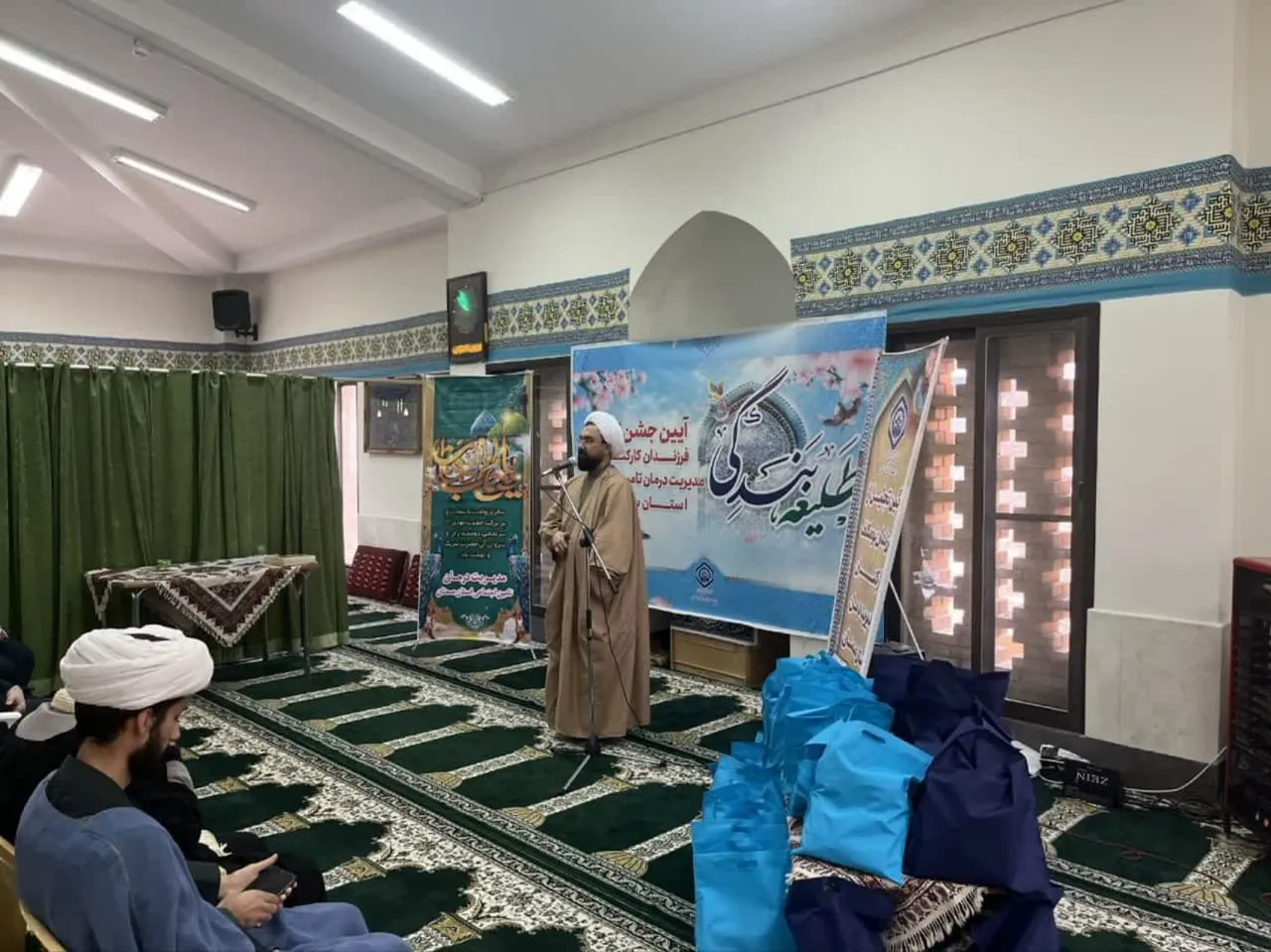 برگزاری جلسه تجلیل از خادمان نماز و نو مکلفین در تأمین اجتماعی سمنان