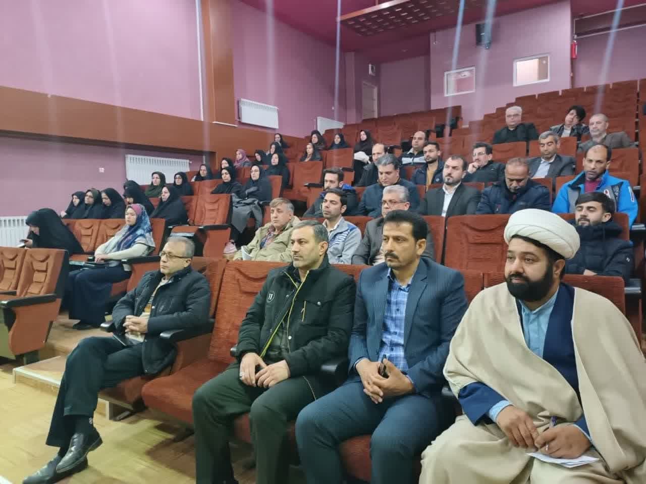 دوره های آموزشی نماز در استان گلستان برگزار شد