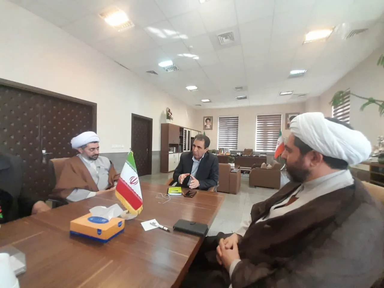 جلسه در مورد برگزاری اجلاسیه نماز تبریز