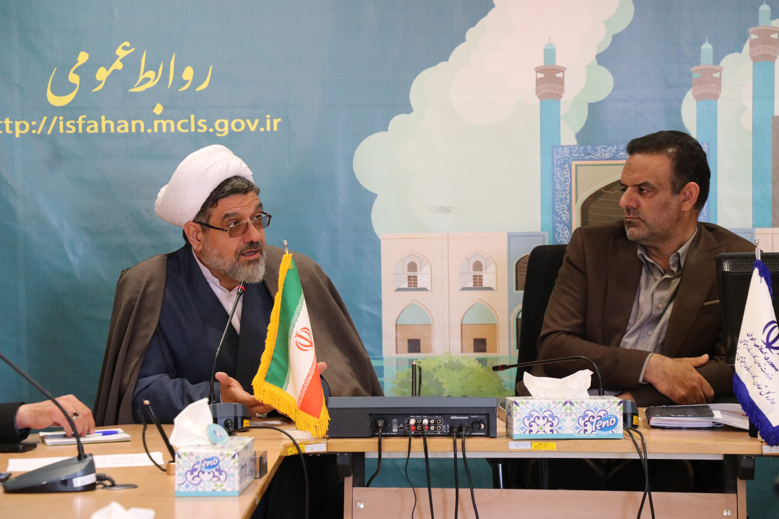 جلسه شورای اقامه نماز اداره کل تعاون، کار و رفاه اجتماعی استان اصفهان
