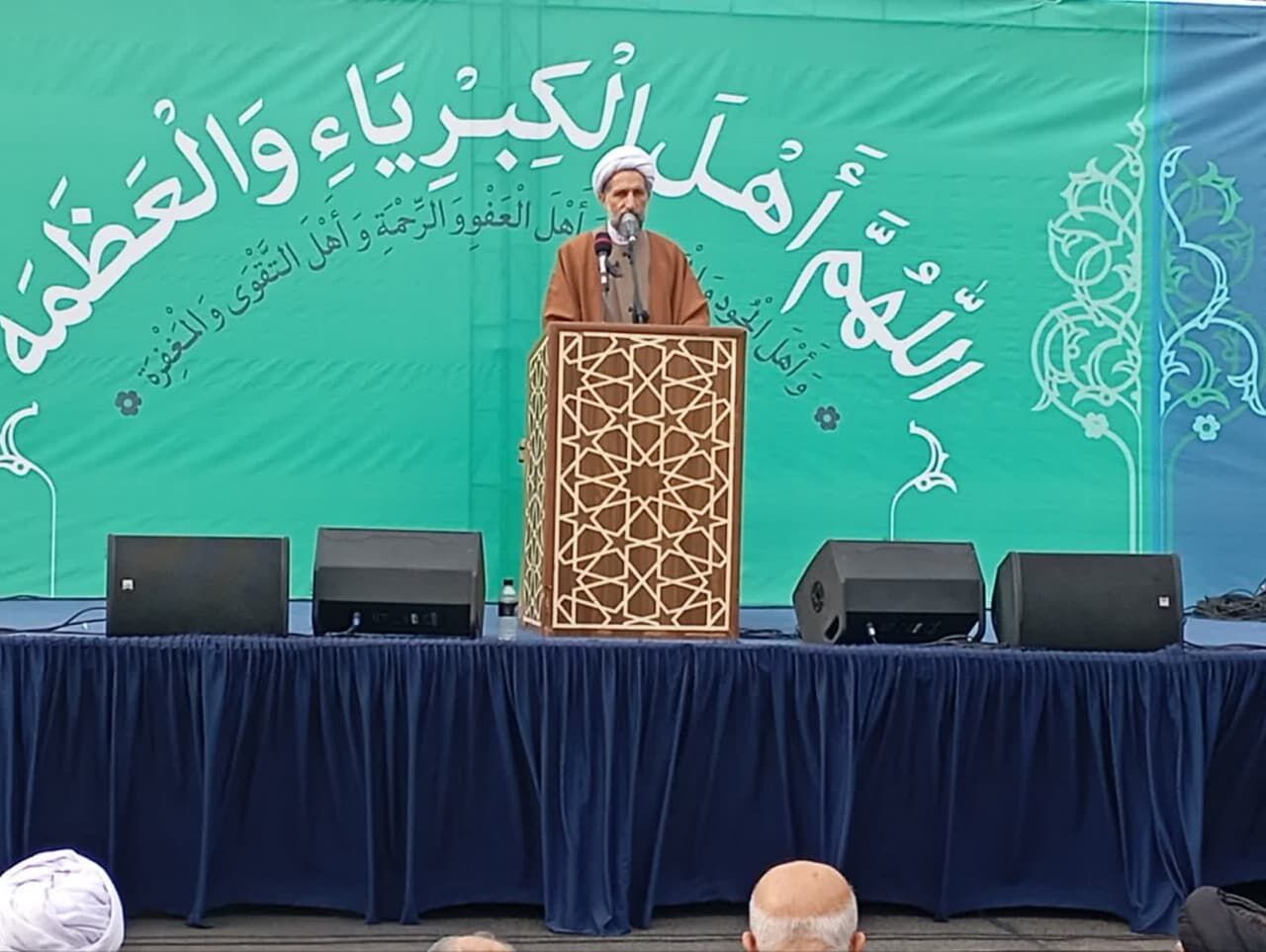 نماز عید فطر در قزوین اقامه شد