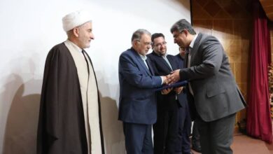 تجلیل از زحمات مدیر کل راهداری و حمل و نقل جاده ای کرمان