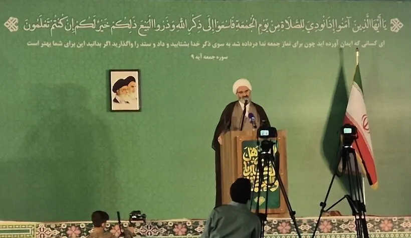 نماز عید سعید فطر در سراسر سمنان استان سمنان برگزار شد