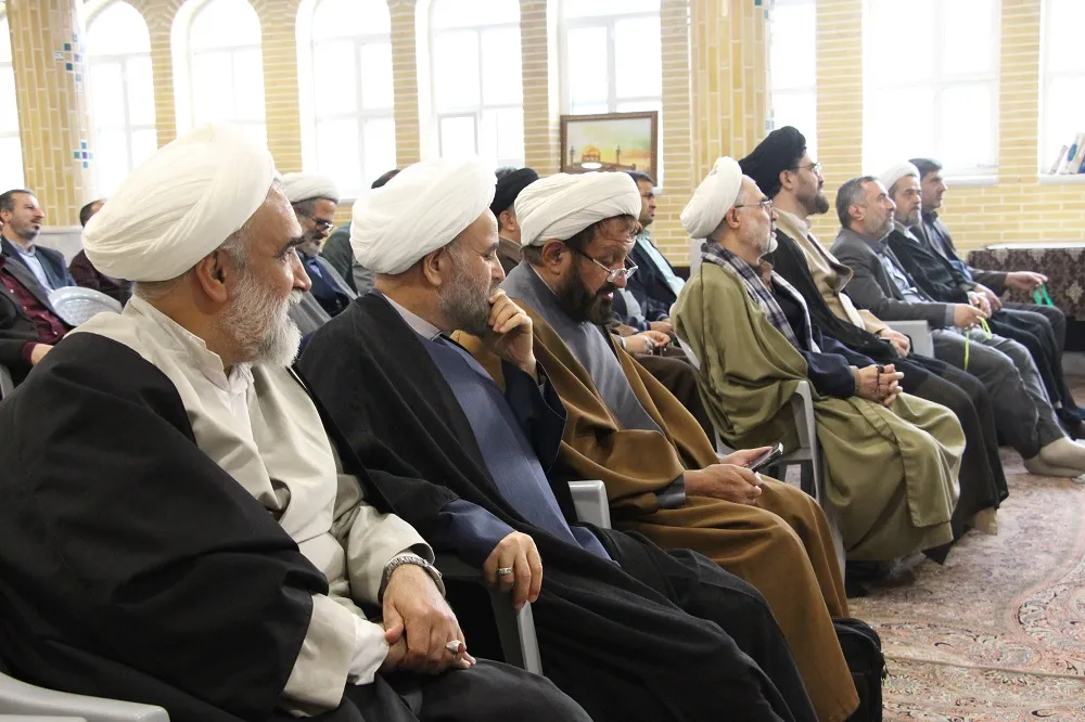 همچنین طی حکمی از سوی مدیر ستاد اقامه نماز، فاطمه مجاهدی به مدت دوسال به عنوان مشاور امور بانوان و دختران ستاد اقامه نماز استان منصوب شد.