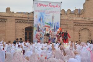 جشن روزه اولی‌ها در قلعه فلک‌الافلاک خرم‌آباد