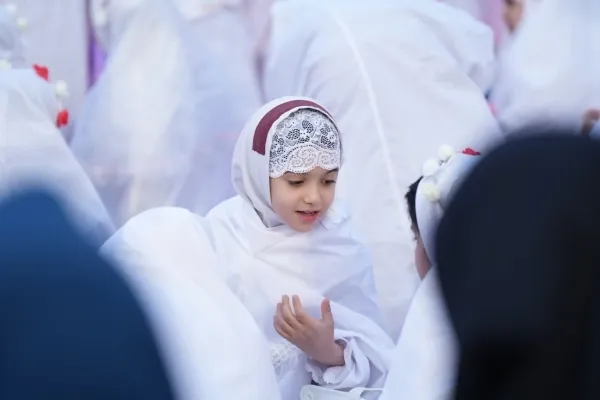 جشن روزه اولی‌ها در قلعه فلک‌الافلاک خرم‌آباد