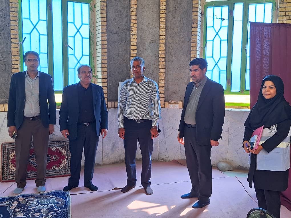 بازدید از مساجد بین راهی شهرستان عنبرآباد
