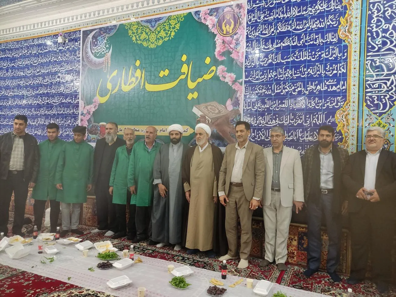 ضیافت افطاری مدیر ستاد اقامه نماز استان در کنار 200 نفر مددجوی کمیته امداد امام خمینی(ره) کرمان