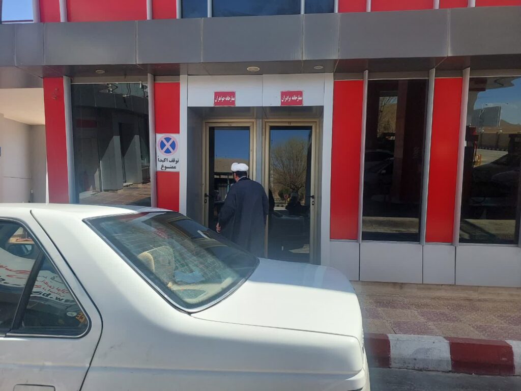 از مساجد و نمازخانه های شهرستان های لردگان و خانمیرزا بازید شد