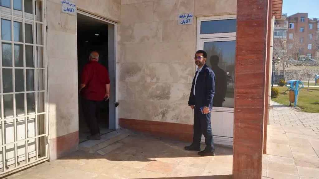 بازدید از نمازخانه‌های داخل شهر و بوستان‌های شهر زنجان