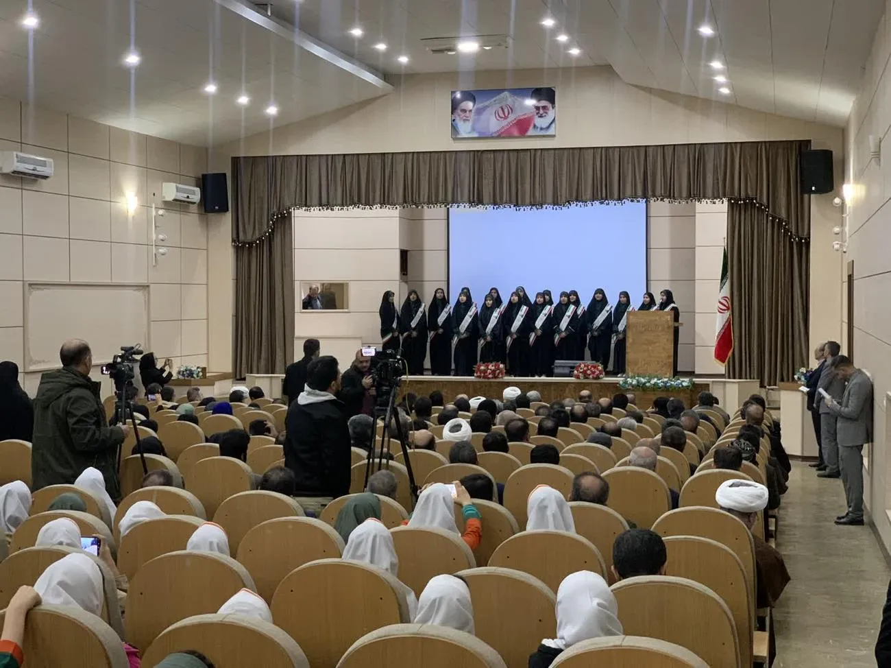 اجلاس استانی نماز در کردستان برگزار شد