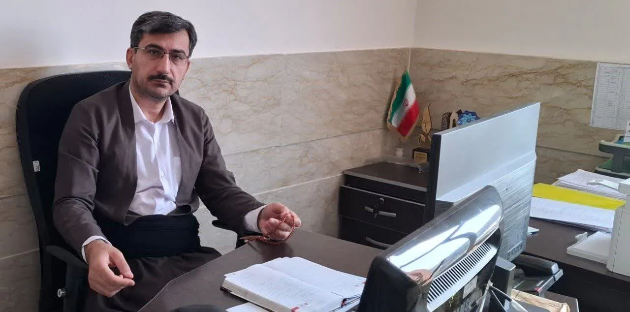 گفت و گو با دبیر شورای اقامه نماز شهرستان سقز