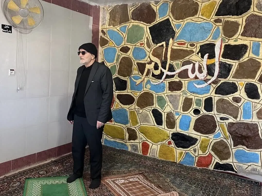 مدیر ستاد اقامه نماز کردستان از نمازخانههای بینراهی بازدید کرد
